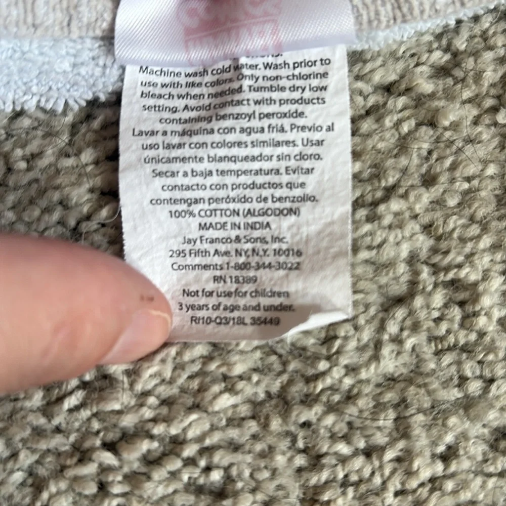 ⭐️ 3/$20 MARVEL: Toddler/Small Child Logo Towel and Wash Cloth EUC